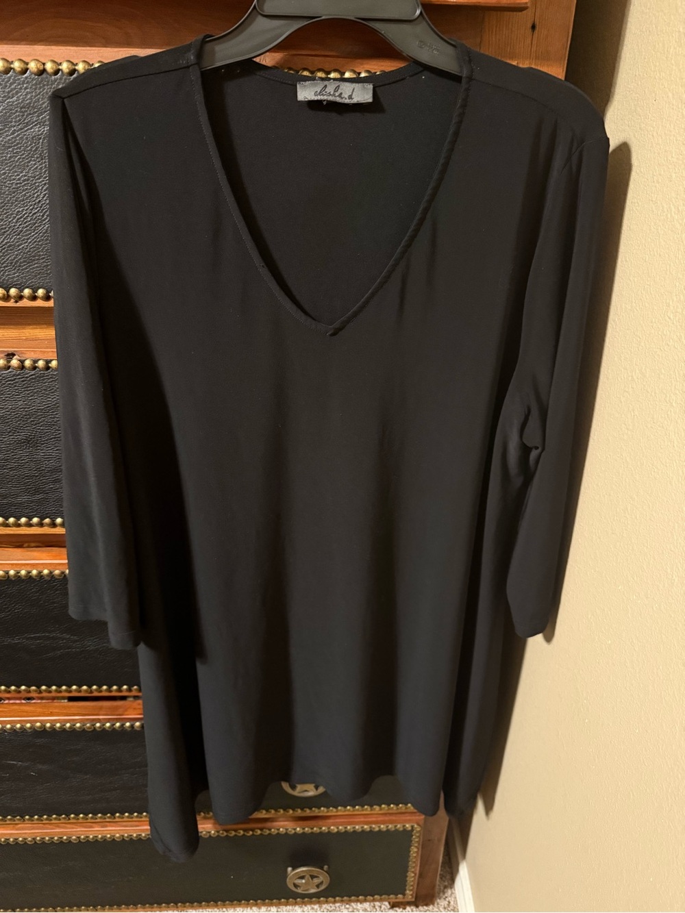 Black V-Neck Tunic Top by Alisha.d